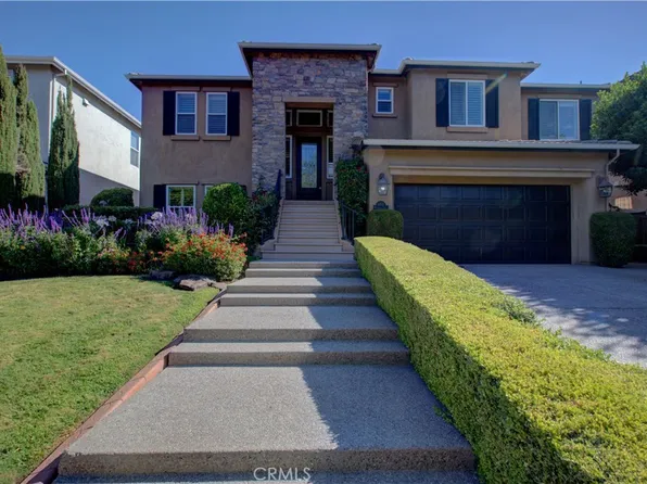 6153 Riverbank Cir, Stockton, CA 95219