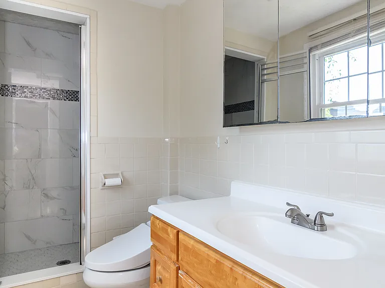 220 Kent St #220 — Photo 14