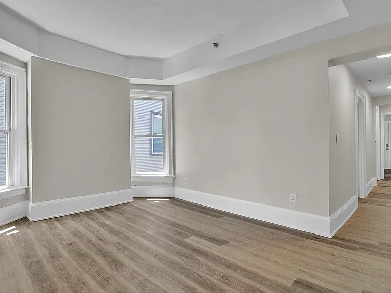 806 Elmwood Ave #2 — Photo 14