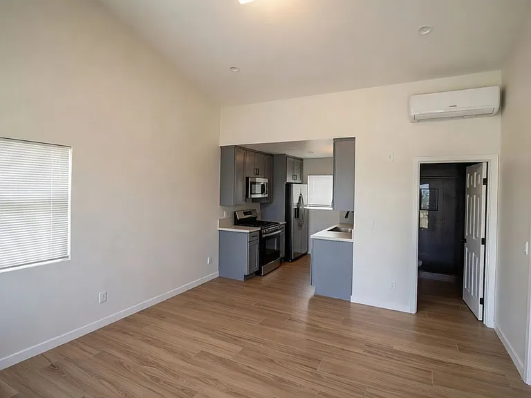 1056 Hoffman Ave #3 — Photo 3