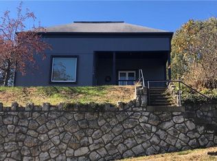 1914 N 4th St, Saint Joseph, MO 64505