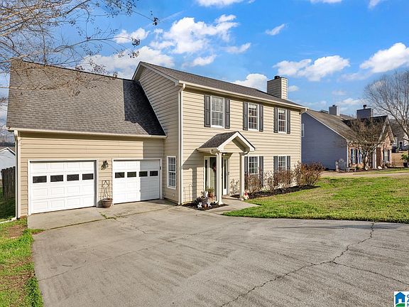 4th image of 109 Brook Cir