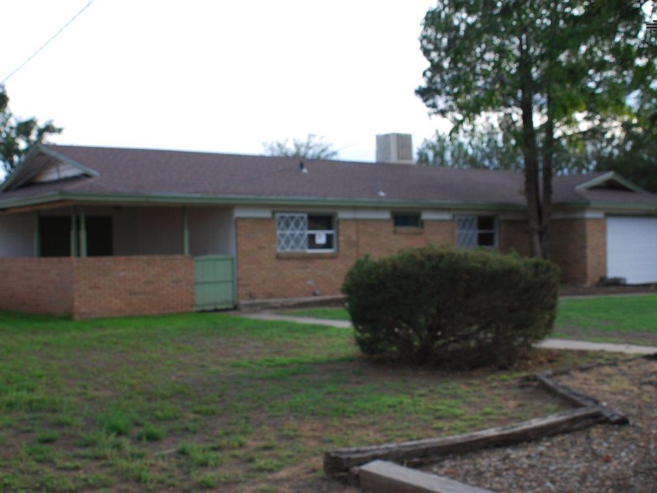1st image of 512 E 18th St