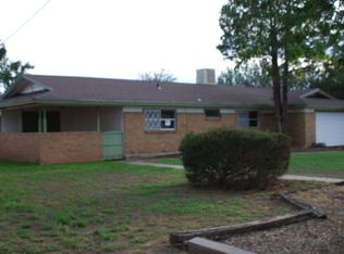 512 E 18th St, Portales, NM 88130