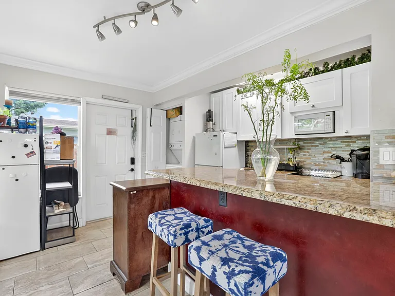 3207 Marine Dr #D — Photo 7