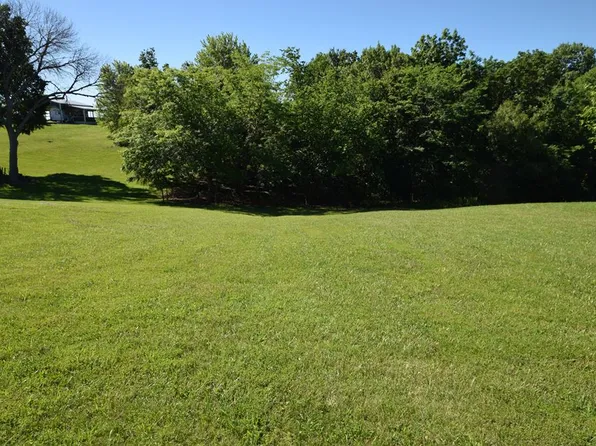 30007 Sunflower Dr, Unionville, MO 63565