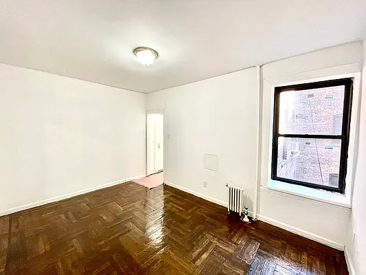 Rented by Pear NYC LLC | media 22