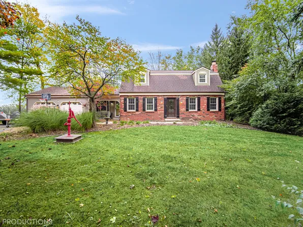 18303 S Blodgett Rd, Mokena, IL 60448