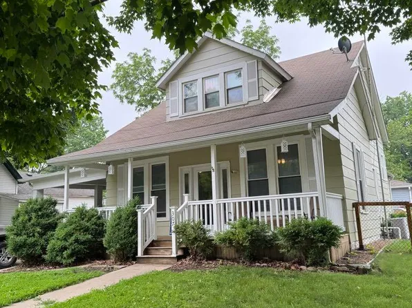 307 N Madison St, Bloomfield, IA 52537