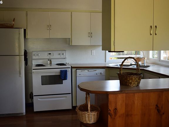 5th image of 1512 N Collier St