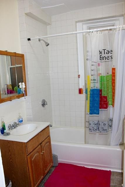 2nd image of 464 Park Dr #4