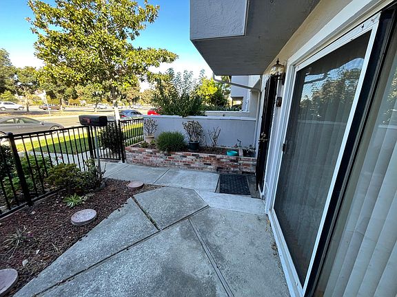 2nd image of 4408 Corto Monterey