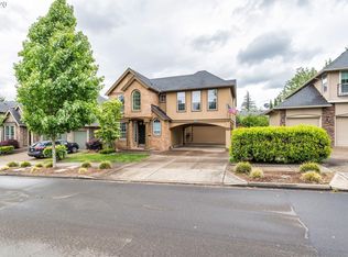 10883 SW Marilyn St, Tualatin, OR