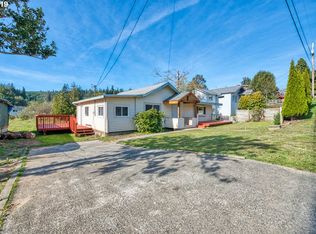 1057 S 7th St, Coos Bay, OR 97420