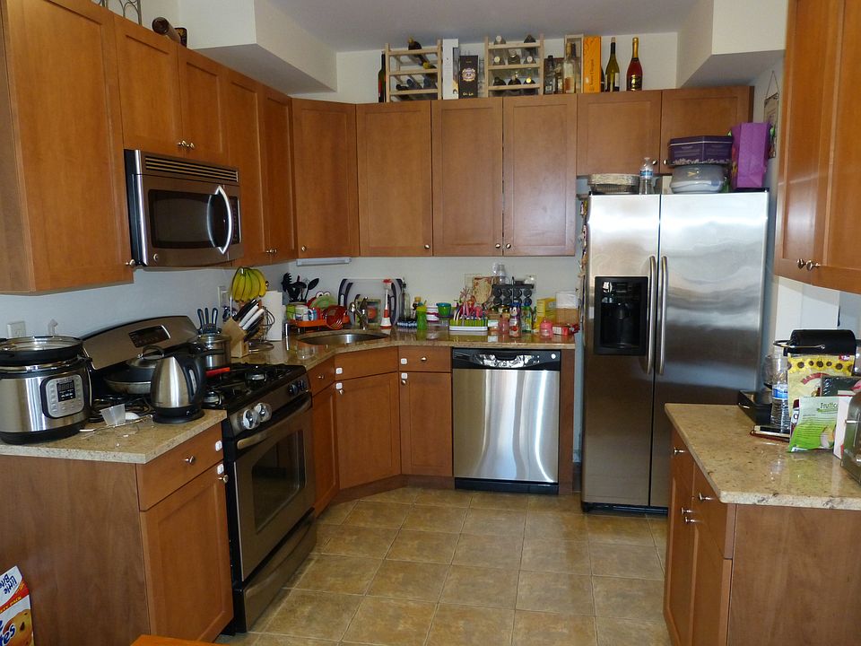 1st image of 1445 Royce St APT 3E