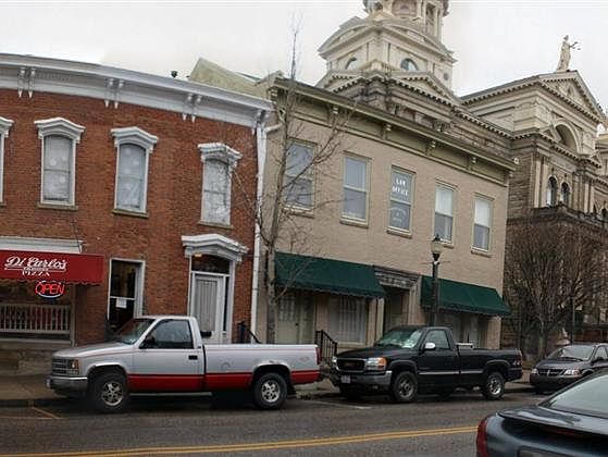 1st image of 117 W Main St