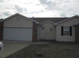 115A Fina Dr #A, Tuscola, IL 61953