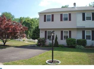240 Beth Dr, Lansdale, PA 19446