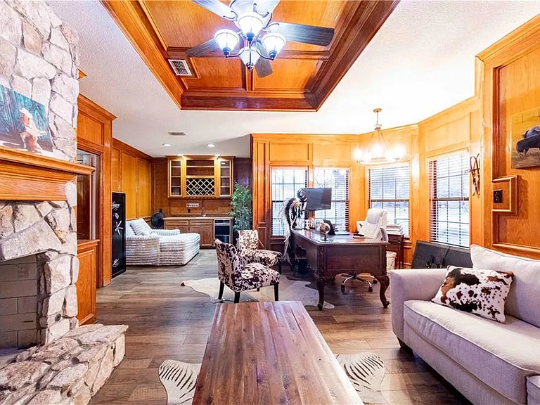 4517 River Park Dr — Photo 31