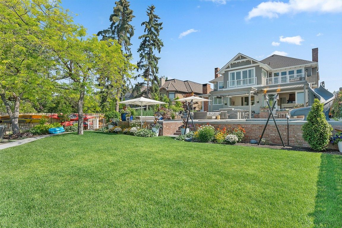 3588 Gender Rd 3588 Lakeshore Rd, Kelowna, BC V1W 3L5 | MLS #10319754 | Zillow