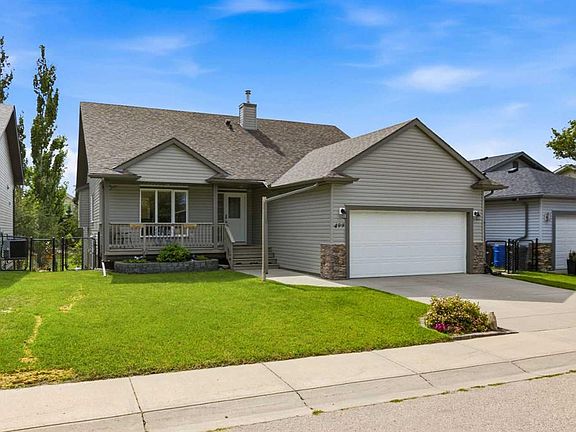 2nd image of 499 N Highland Close