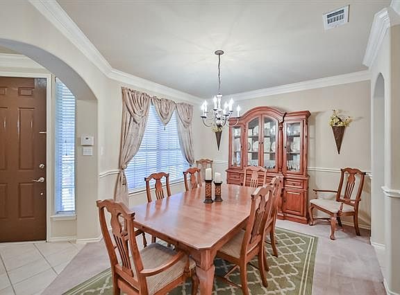 4th image of 115 Monticello Dr