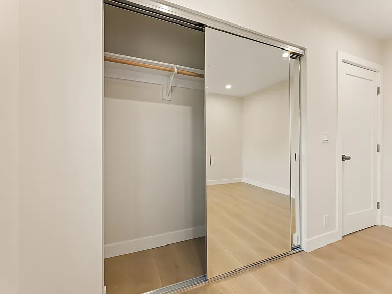 9716 Felton Ave — Photo 14