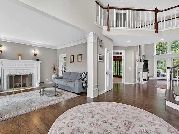 4th image of 40W310 Waterford Ln
