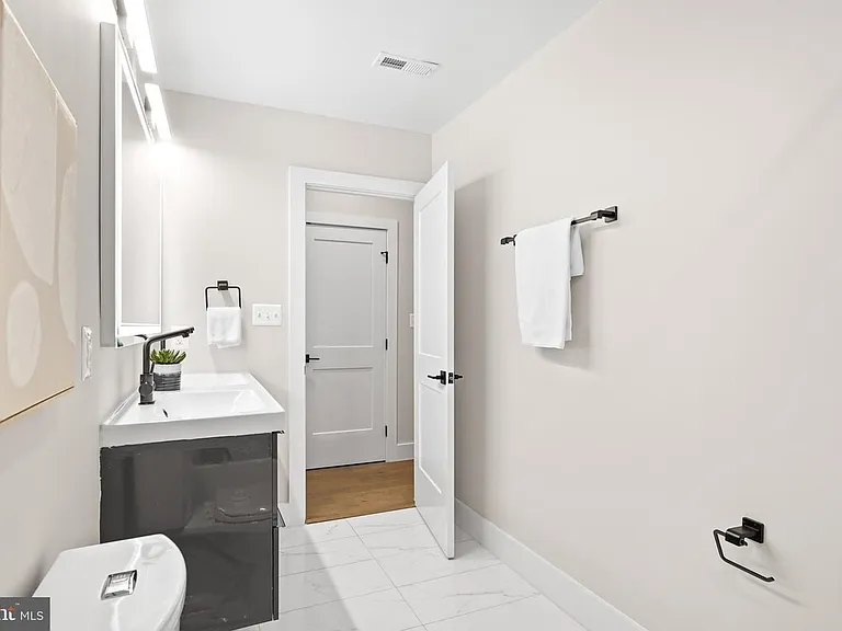 1632 Trinidad Ave NE #1 — Photo 10