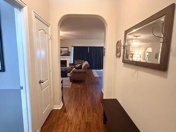 2nd image of 136 Holly St