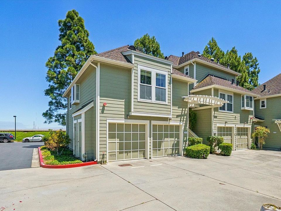 1st image of 1051 Helm Ln