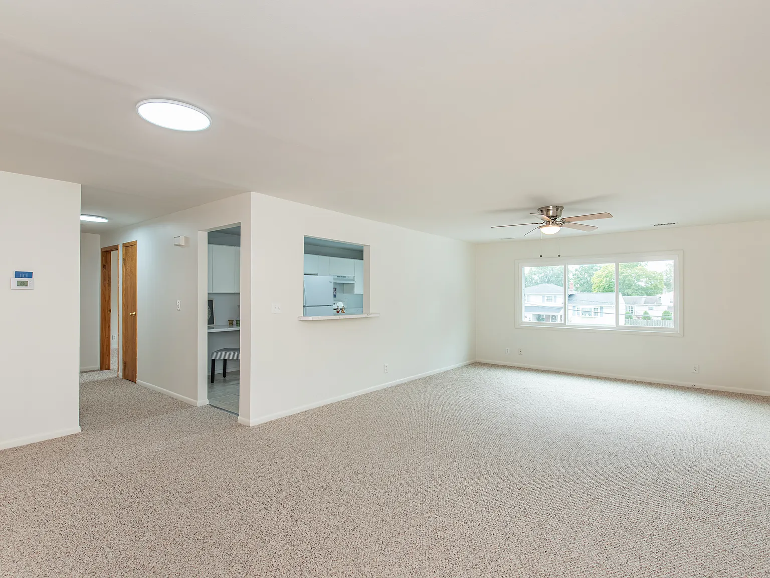 2 bed, 1000 sqft, $2,800 — Photo 2