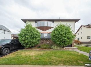 28 Scudder St, Garfield, NJ 07026