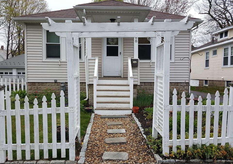 outside-walkway