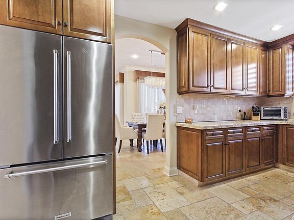 3rd image of 347 Milford St Unit 303