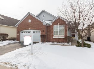 1818 Hampshire Dr, Hoffman Estates, IL 60192