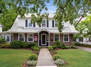 17 Stratford Ter, Springfield, MA 01108