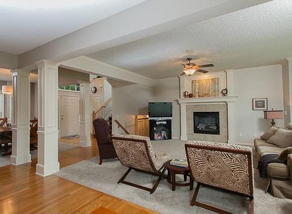 5th image of 5742 Payne St