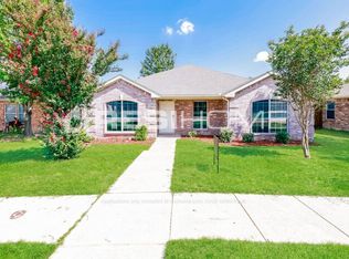 7122 Amber Dr, Dallas, TX 75241