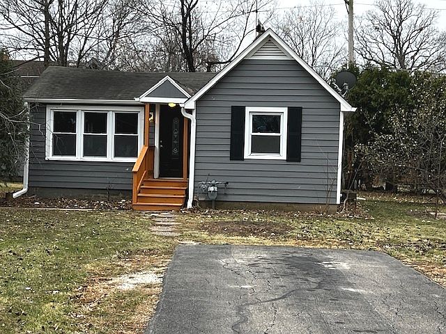 1st image of 21091 W Marion Ave