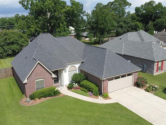 2nd image of 729 Emma Dr