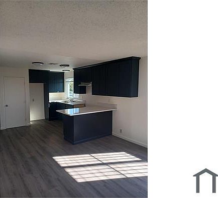 2nd image of 7801 Macarthur Blvd