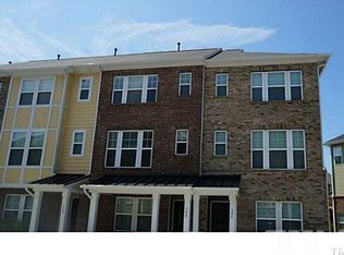 306 Dove Cottage Ln, Cary, NC 27519