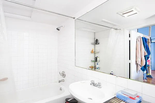 Rented by Zumper Inc | media 7