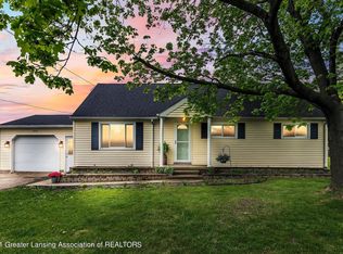 8325 W Willow Hwy, Grand Ledge, MI 48837