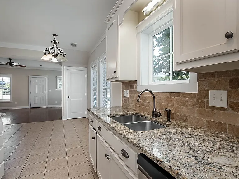 917 Homewood Dr #1 — Photo 13