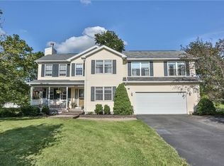 2013 Rainbow Ln, Lima, NY 14485
