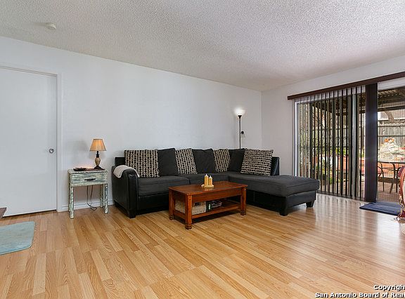 5th image of 12810 Germantown St