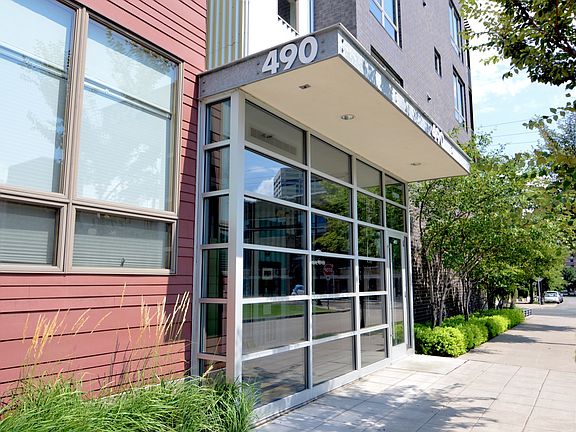 2nd image of 490 Temperance St Unit 201