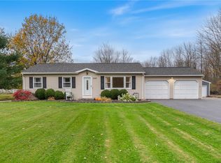 5125 Fosdick Rd, Walworth, NY 14568